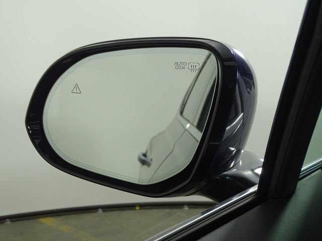 Used 2024 Genesis GV80 3.5T w/ Prestige Package image 36