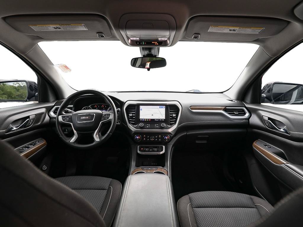 Used 2023 GMC Acadia SLE w/ Driver Convenience Package FWD image 25