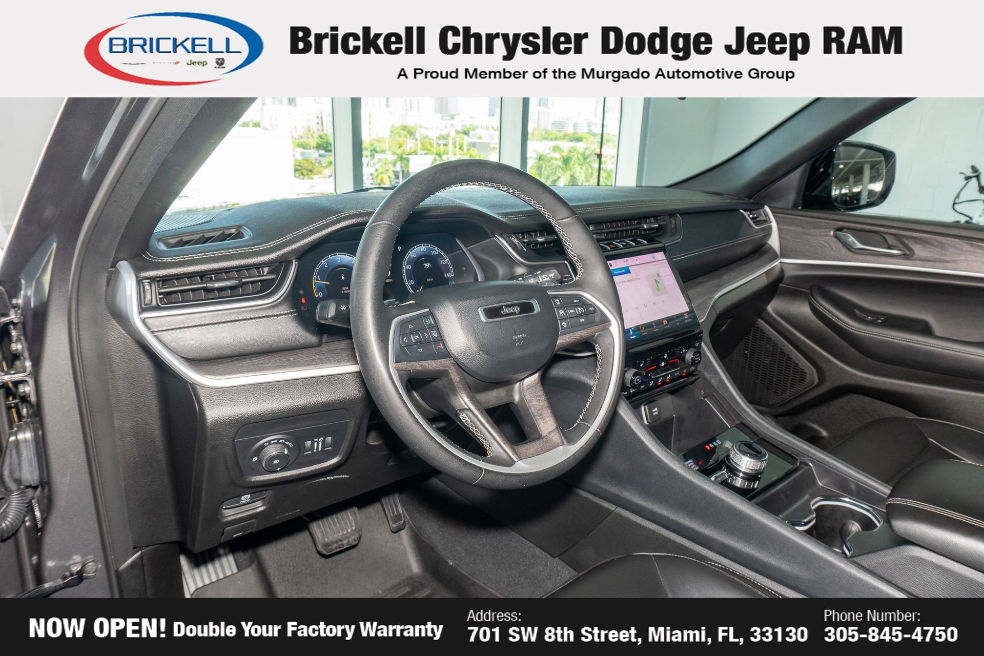 Used 2025 Jeep Grand Cherokee Limited AWD/4WD image 16