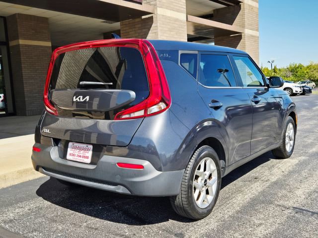 Used 2022 Kia Soul LX w/ Technology Package image 6