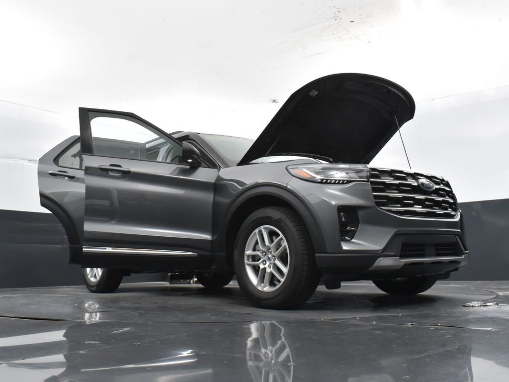 New 2025 Ford Explorer Active w/ Active Comfort Package image 37