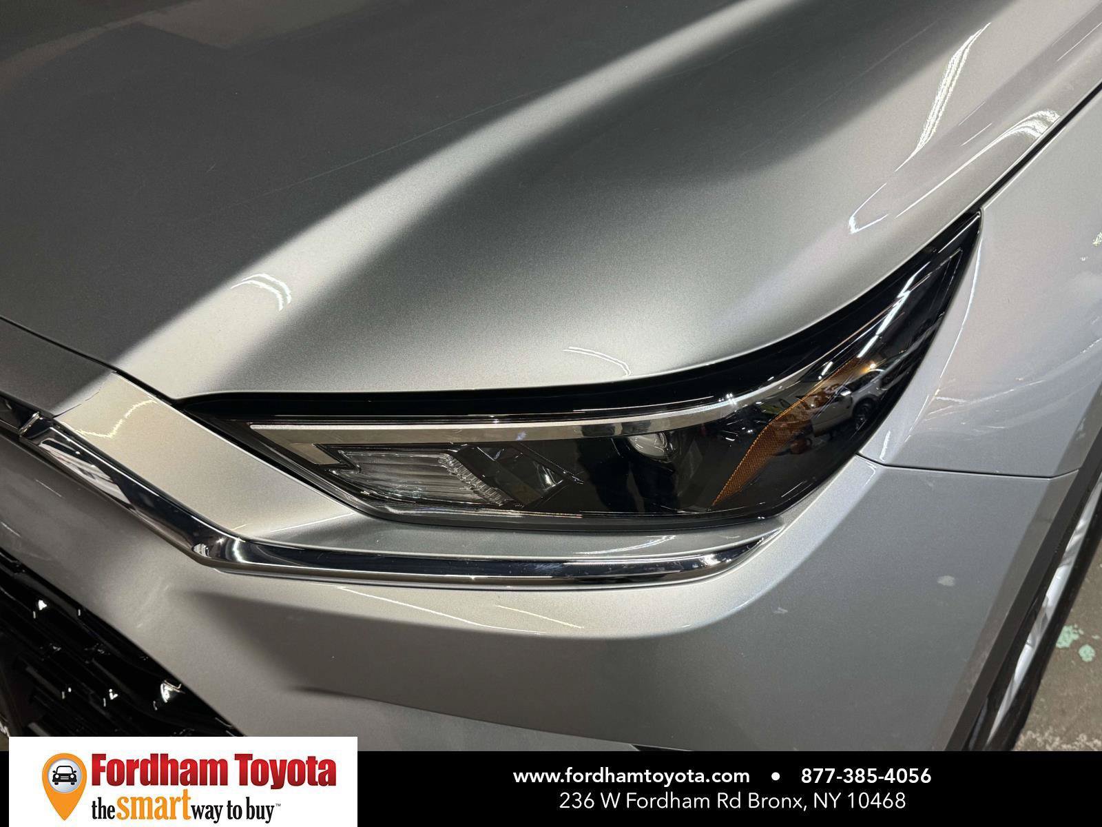 Certified 2025 Toyota Grand Highlander FWD image 8