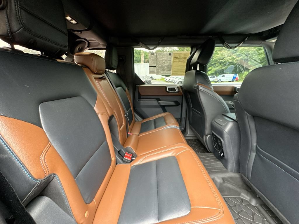 Used 2024 Ford Bronco Outer Banks AWD/4WD image 29