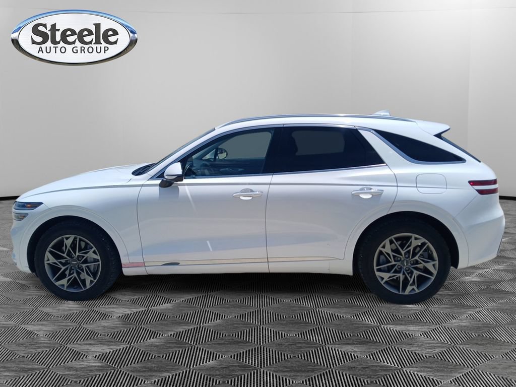 Used 2024 Genesis GV70 2.5T w/ Advanced Package AWD/4WD image 3