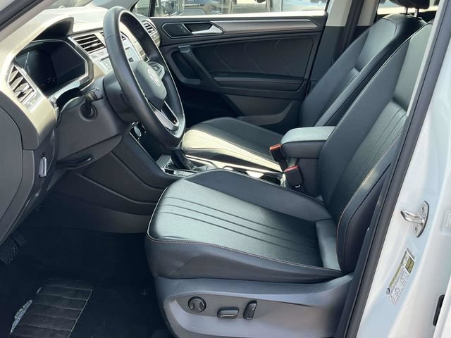 Used 2024 Volkswagen Tiguan SE FWD image 13