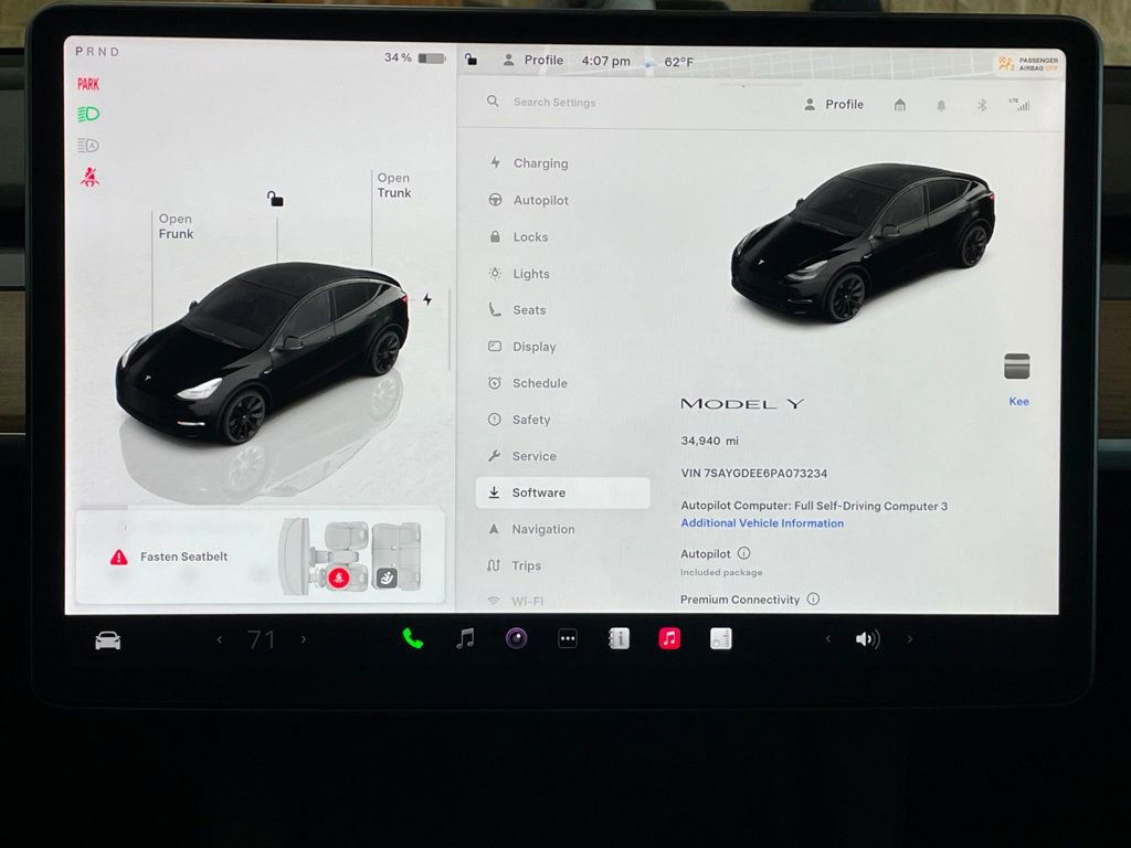 Used 2023 Tesla Model Y Long Range image 29