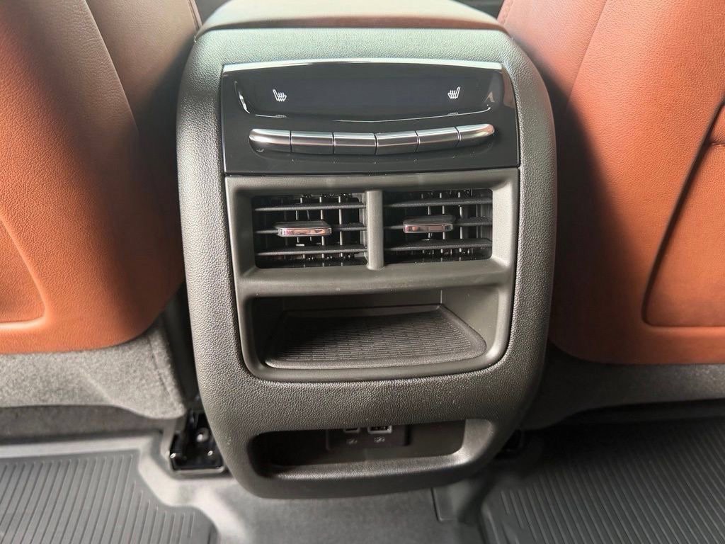 New 2026 Cadillac XT5 Premium Luxury w/ Driver Assist Package FWD image 22