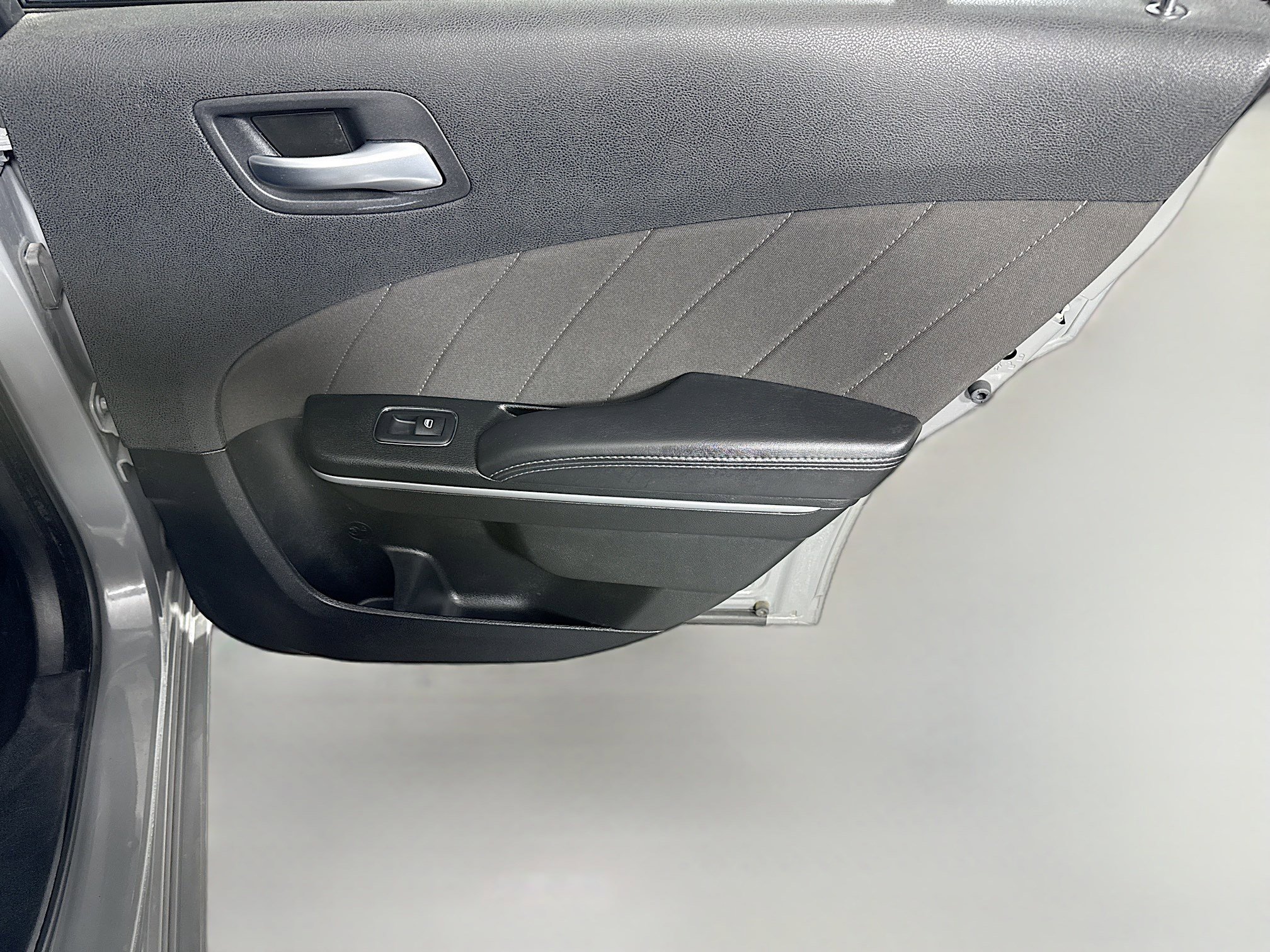 Used 2023 Dodge Charger SXT image 28