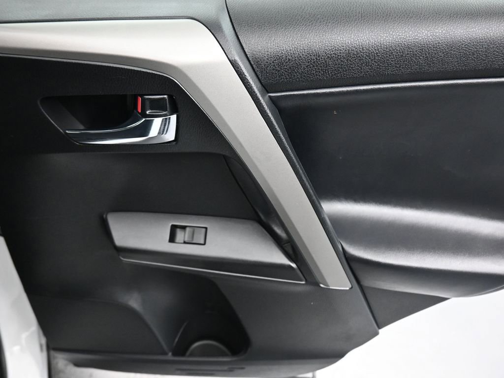 Used 2018 Toyota RAV4 XLE w/ Plus Extra Value Package image 35