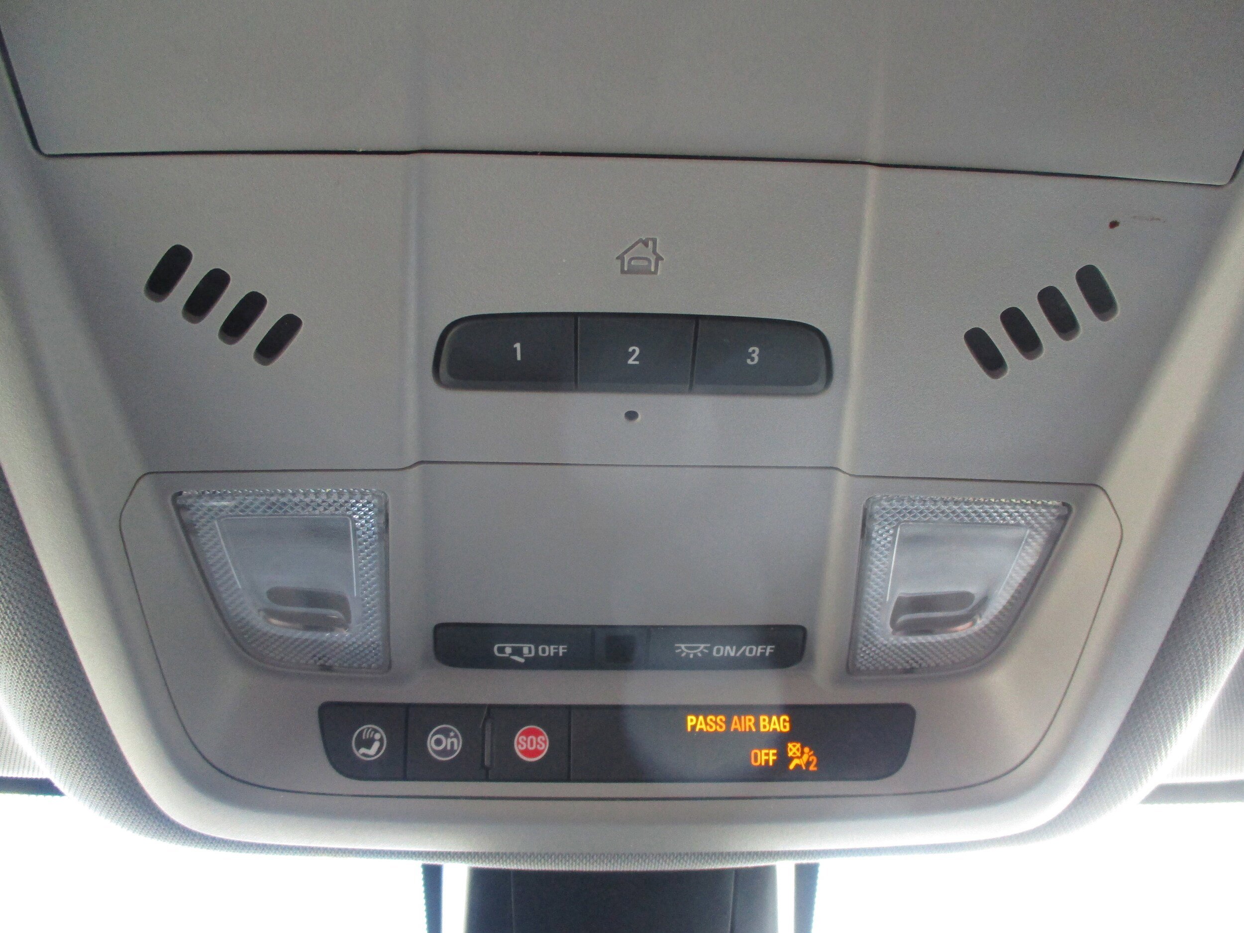 Used 2024 Chevrolet Blazer LT w/ Convenience Package FWD image 25