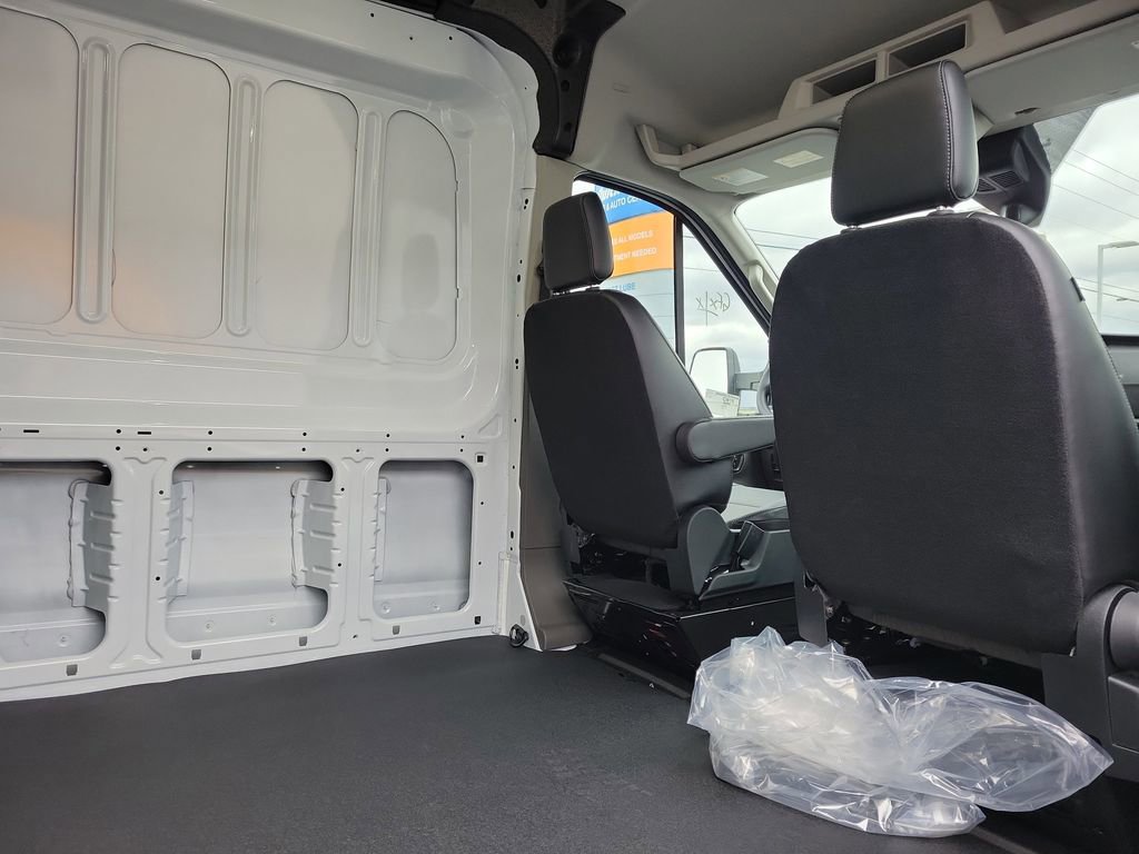 New 2026 Ford Transit 250 148 Medium Roof image 14