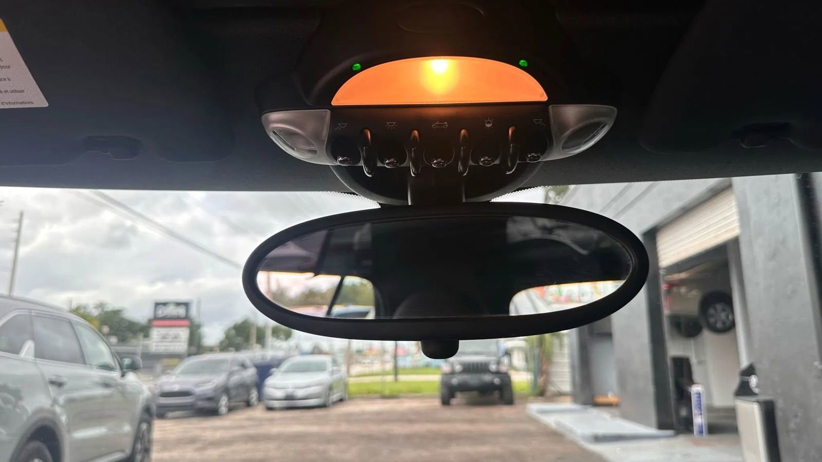 Used 2015 MINI Cooper S image 16