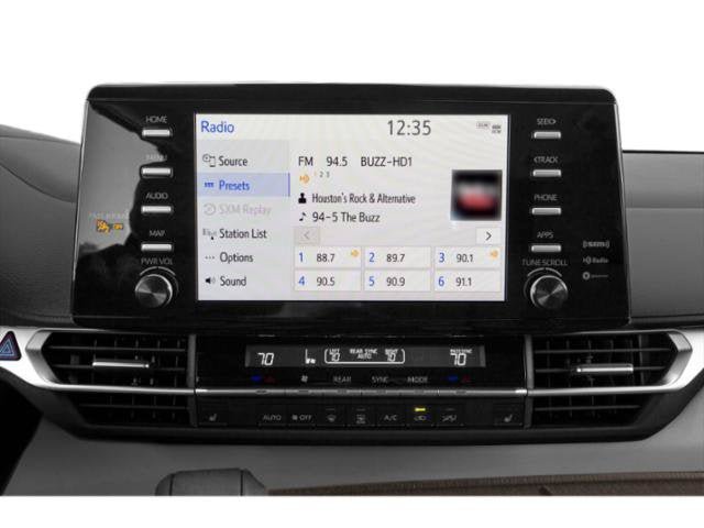 Used 2021 Toyota Sienna XLE w/ XLE Plus Package FWD image 13