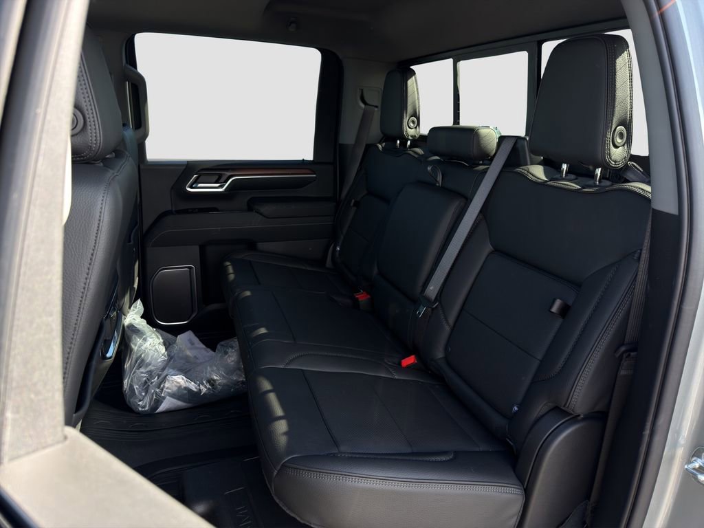 New 2026 GMC Sierra 2500 Denali w/ Denali Reserve Package AWD/4WD image 13