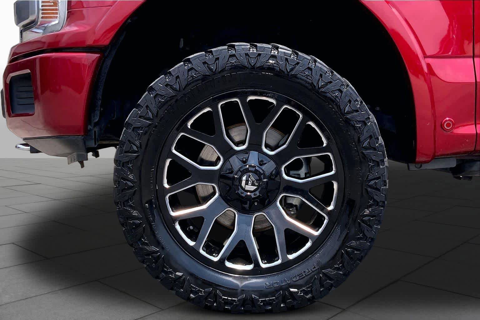 Used 2019 Ford F150 Platinum w/ Equipment Group 701A Luxury AWD/4WD image 11