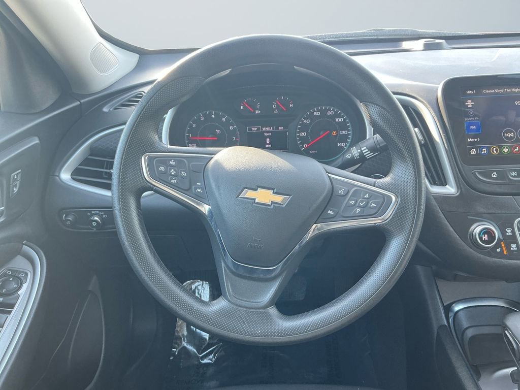 Used 2024 Chevrolet Malibu LT image 13