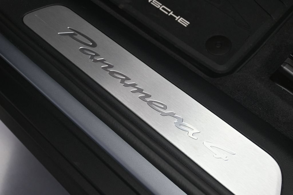 New 2026 Porsche Panamera 4 AWD/4WD image 32