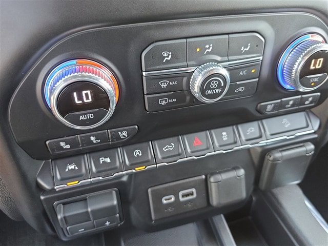 Certified 2021 GMC Sierra 1500 SLT w/ SLT Premium Plus Package image 16