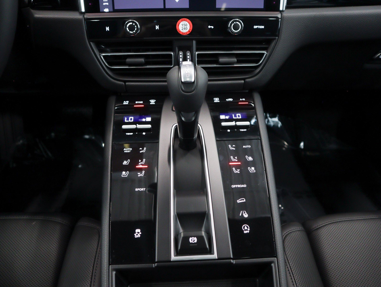 New 2026 Porsche Macan image 19