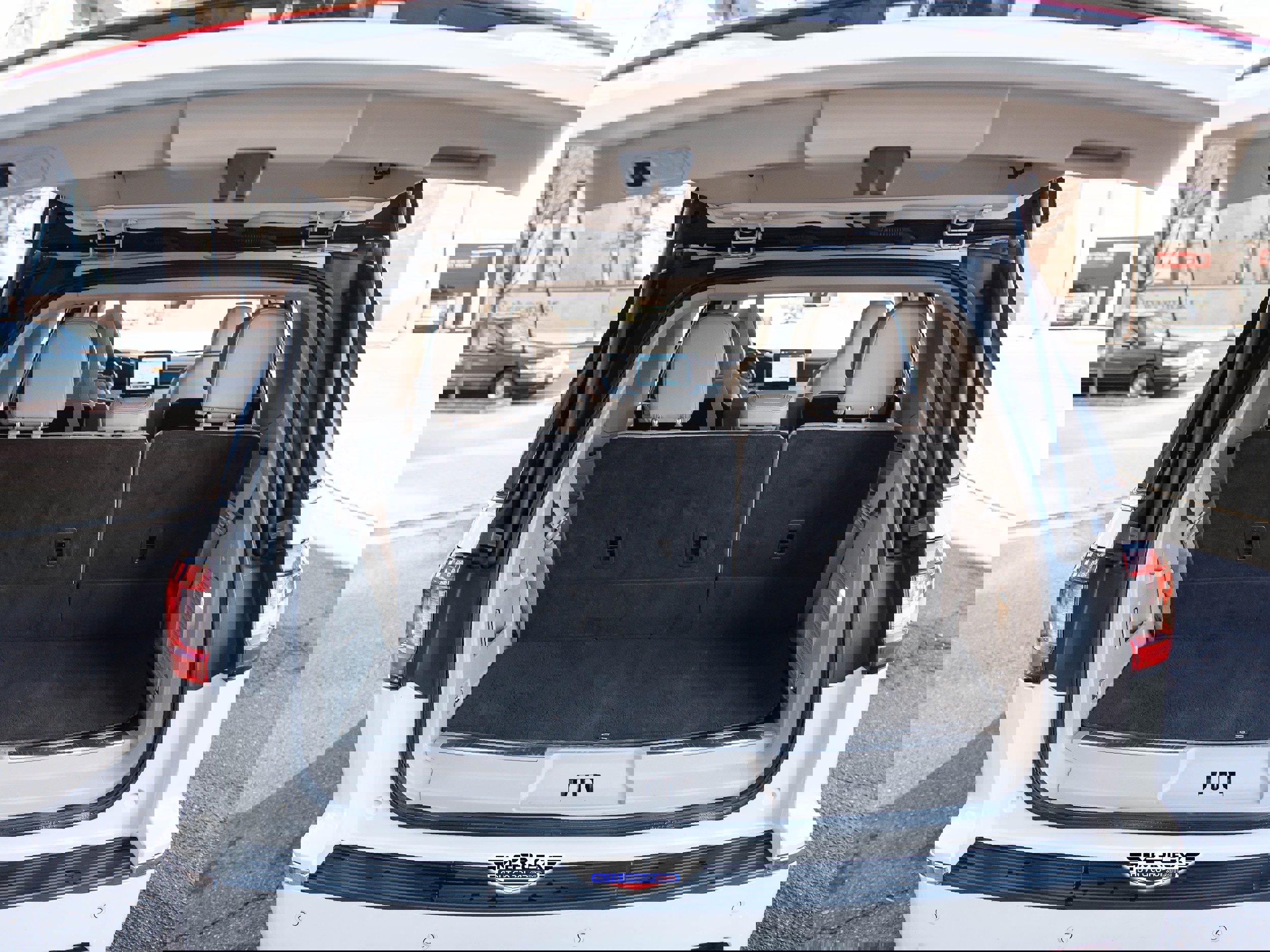 Used 2018 Lincoln Navigator Select w/ Technology Package image 54