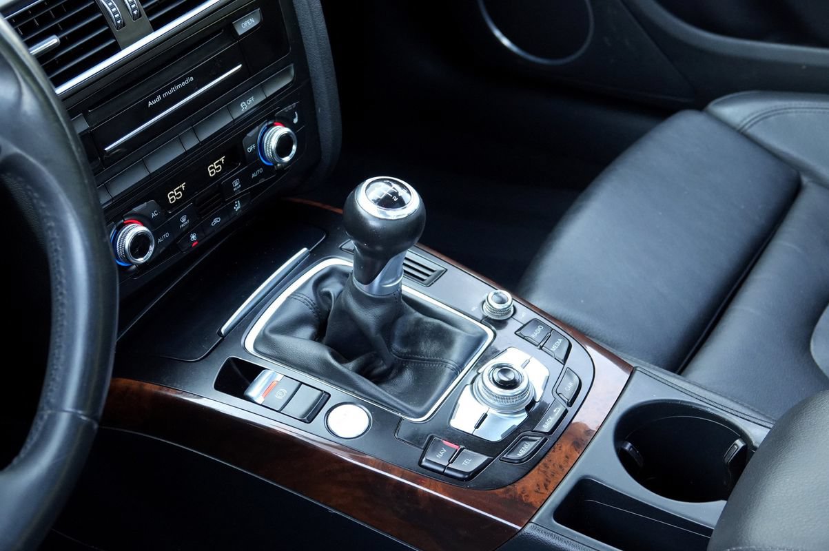 Used 2014 Audi A4 2.0T Premium Plus w/ Premium Plus Package AWD/4WD image 9