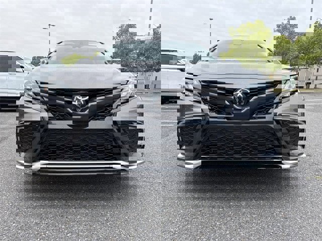 Used 2022 Toyota Camry XSE image 8