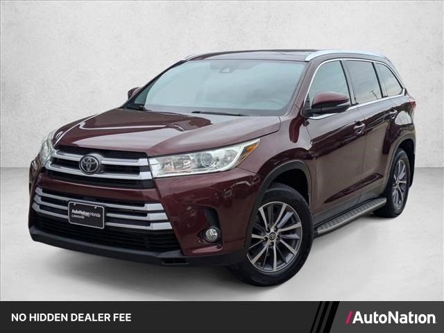 Used 2019 Toyota Highlander XLE FWD video 1