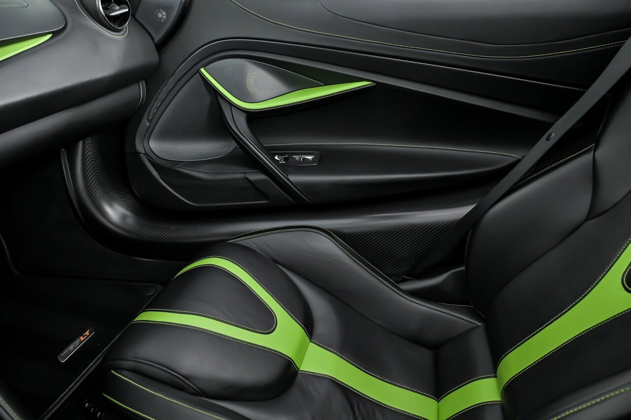 Used 2022 McLaren 765LT image 38