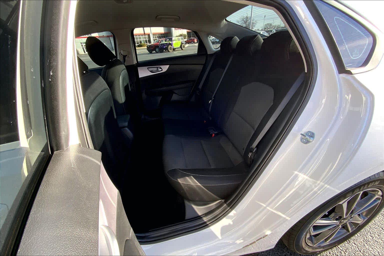Used 2024 Kia Forte LXS FWD image 21