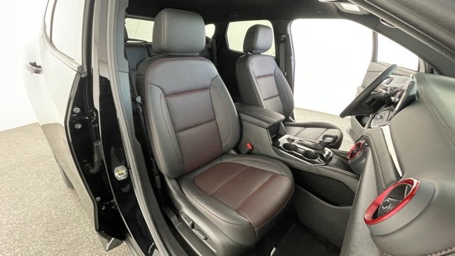 Used 2025 Chevrolet Blazer RS image 48