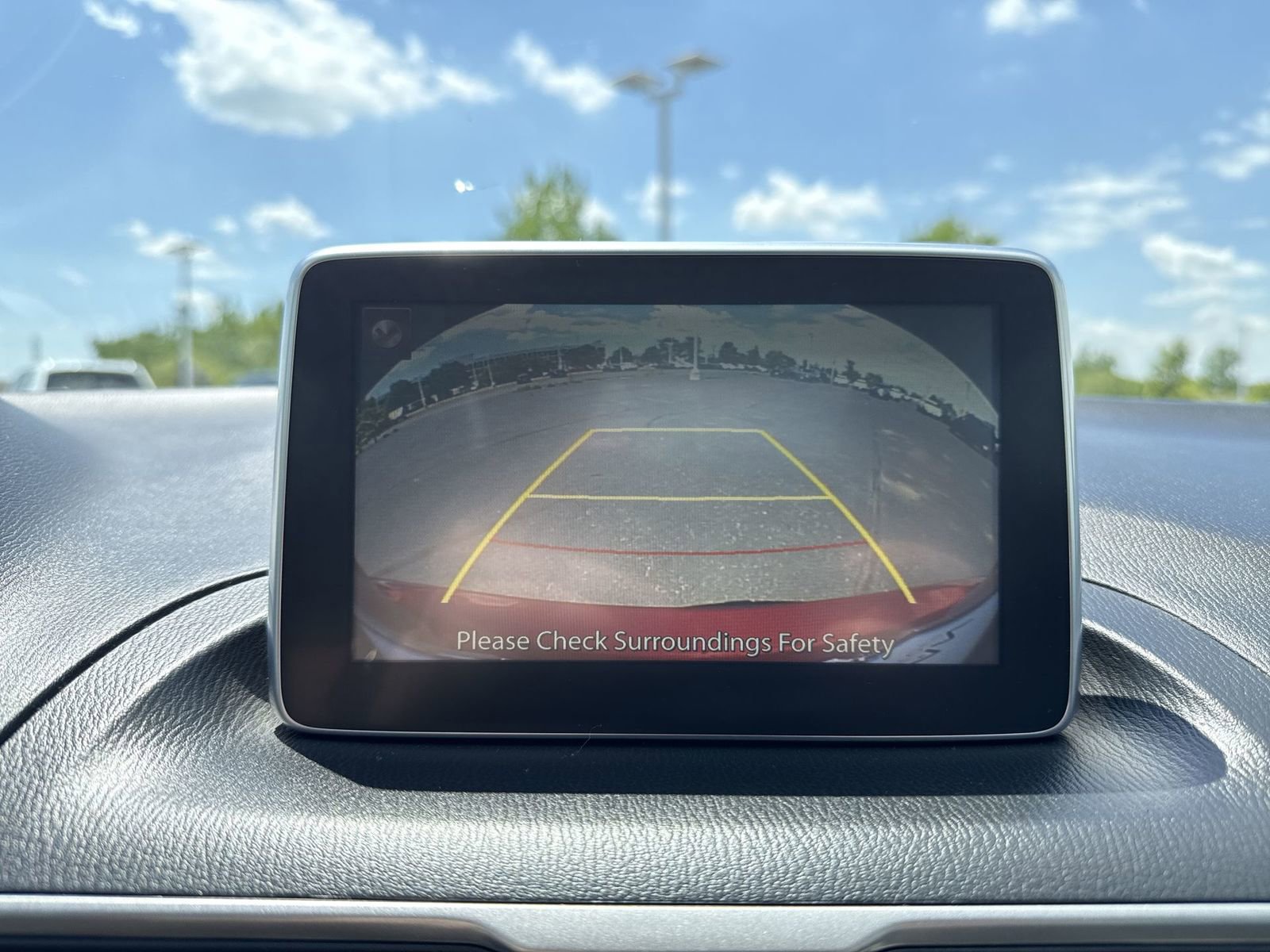 Used 2016 MAZDA MAZDA3 i Sport w/ Preferred Equipment Package FWD image 17