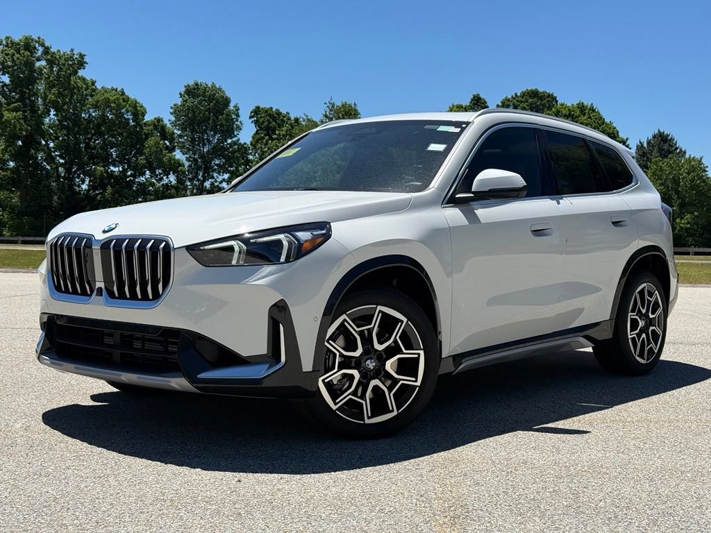 New 2026 BMW X1 xDrive28i AWD/4WD image 1