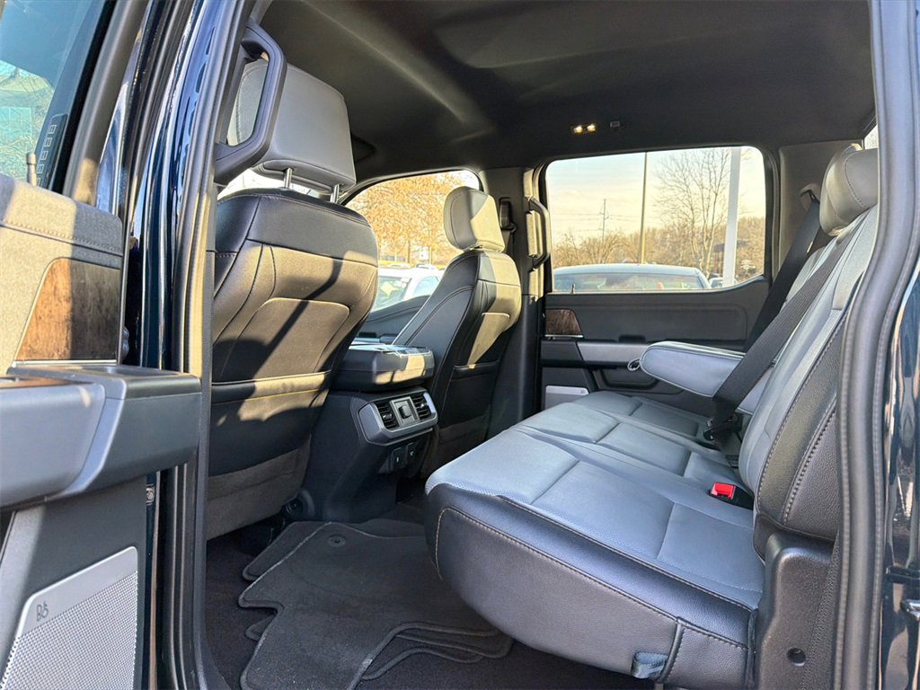 Used 2023 Ford F150 Lightning Lariat image 18