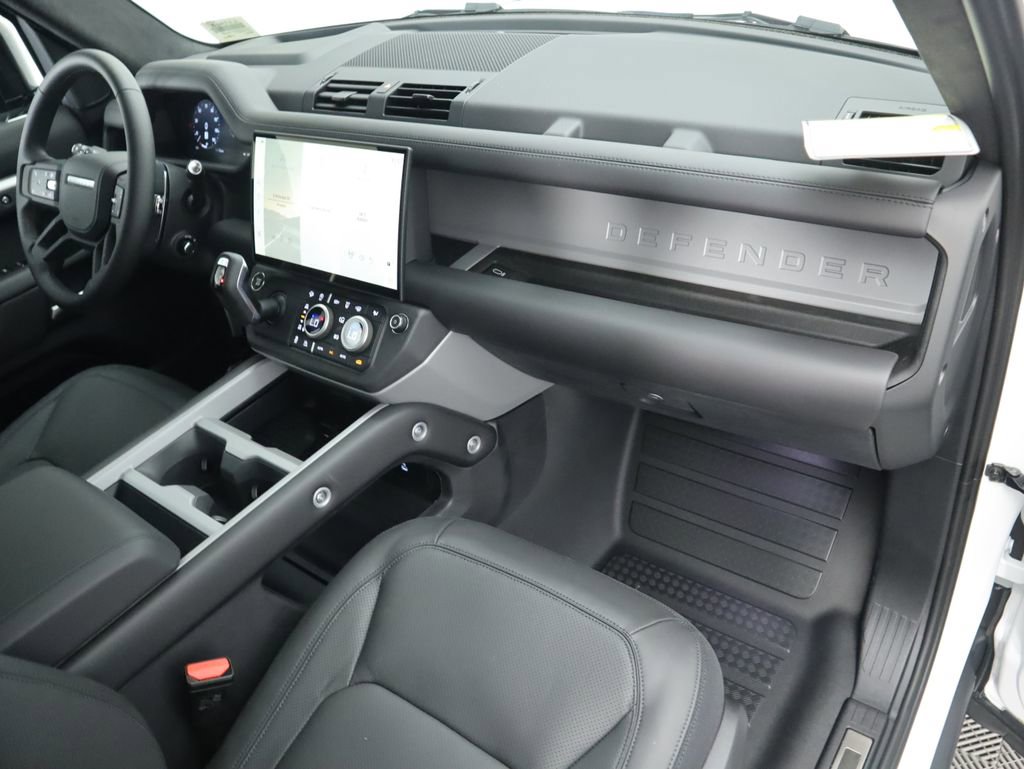 New 2026 Land Rover Defender 110 V8 image 18