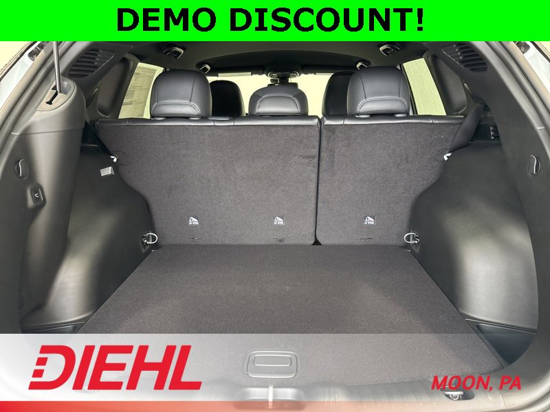 New 2026 Jeep Compass Limited image 9