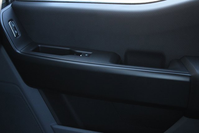 Used 2025 Ford F150 XL w/ Equipment Group 103A High image 18