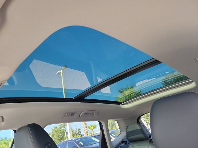 Certified 2024 Volkswagen Taos SE w/ Panoramic Sunroof Package FWD image 29