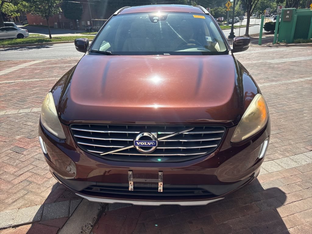 Used 2016 Volvo XC60 T6 w/ Proximity Package AWD/4WD image 8