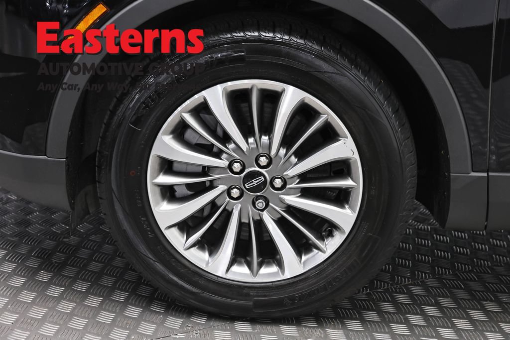 Used 2022 Lincoln Nautilus AWD w/ Premium Package image 32