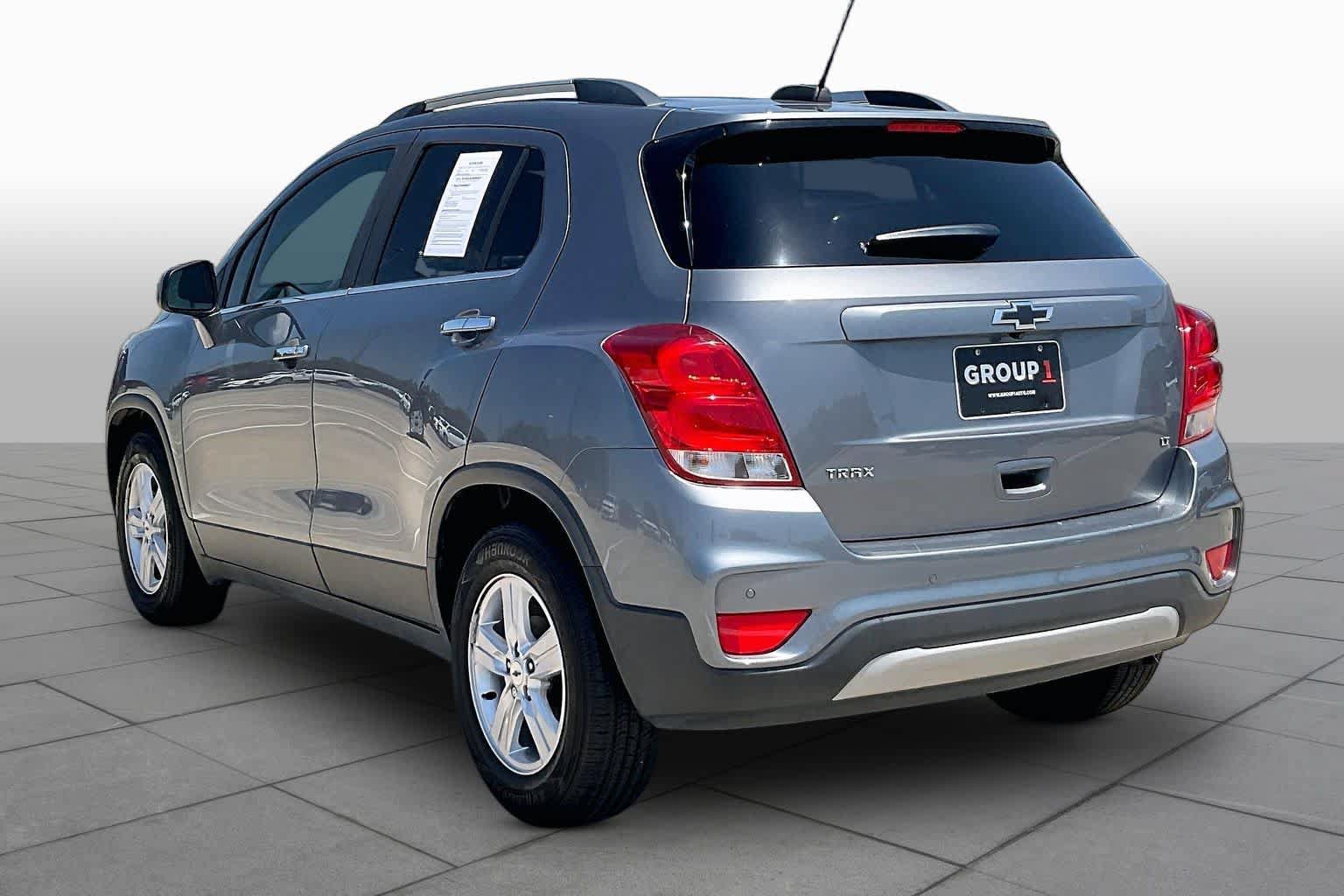 Used 2020 Chevrolet Trax LT w/ Driver Confidence Package FWD image 12