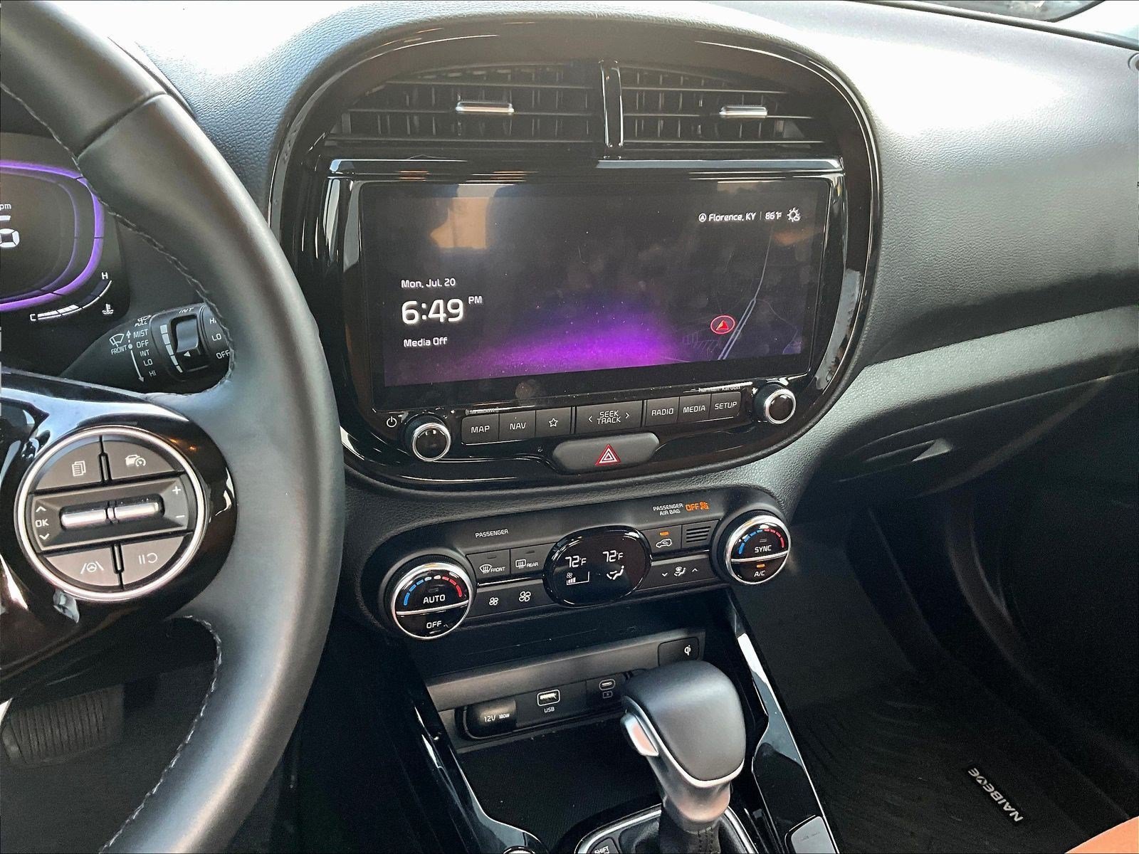 Used 2025 Kia Soul EX FWD image 9