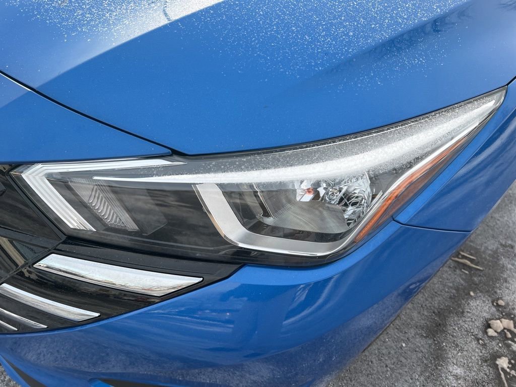 Certified 2023 Nissan Versa SV image 28