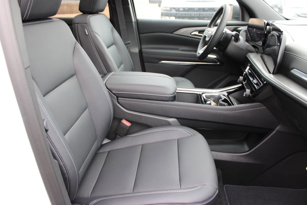 New 2026 Chevrolet Traverse LT w/ Sun and Wheel Package image 19