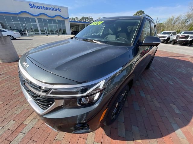 Used 2024 Kia Seltos EX image 9