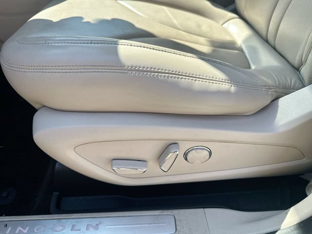 Used 2019 Lincoln MKC Reserve AWD/4WD image 38