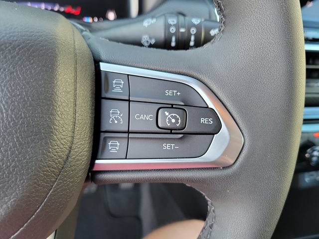 Used 2026 Jeep Compass Limited AWD/4WD image 30