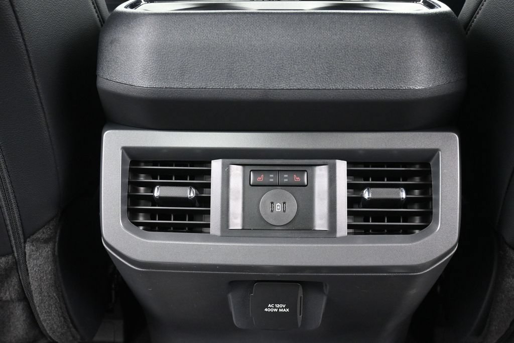 New 2026 Ford F250 Lariat w/ Black Appearance Package AWD/4WD image 24