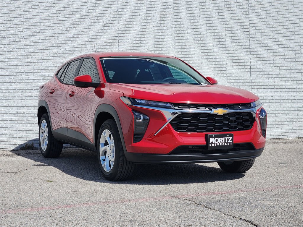 New 2026 Chevrolet Trax LS w/ LS Convenience Package image 2