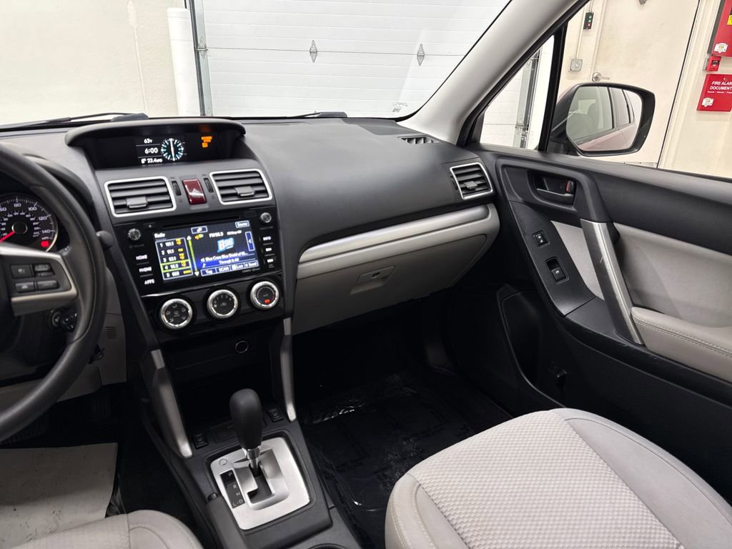 Used 2016 Subaru Forester 2.5i Premium AWD/4WD image 15