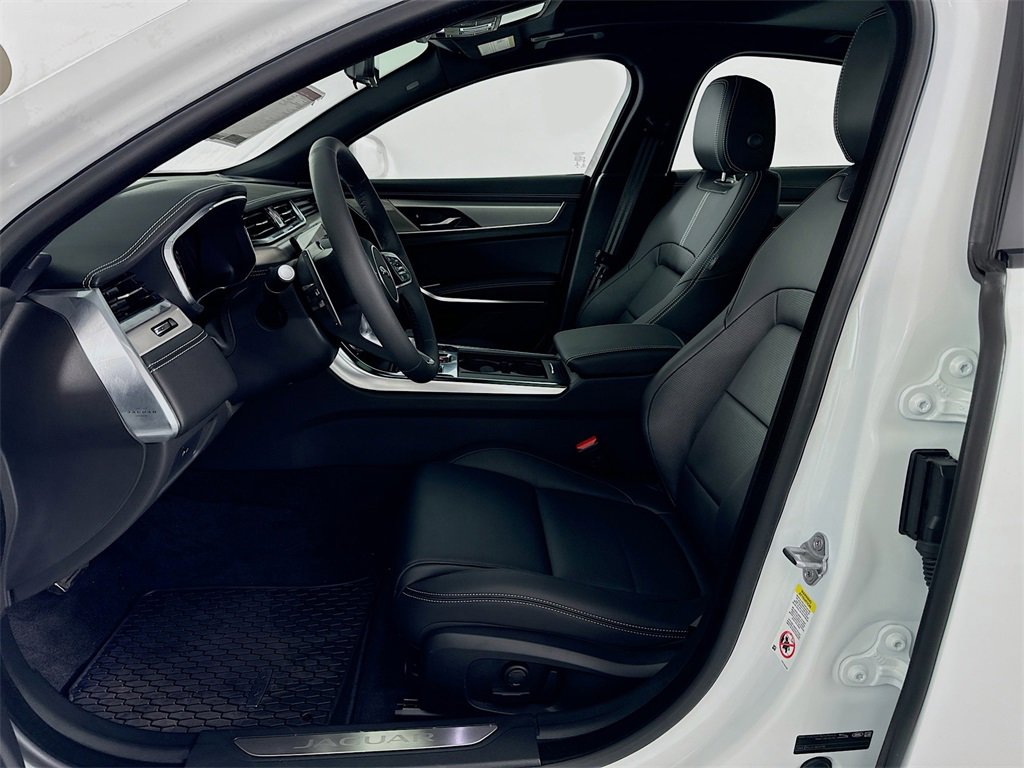 New 2024 Jaguar XF R-Dynamic SE image 22